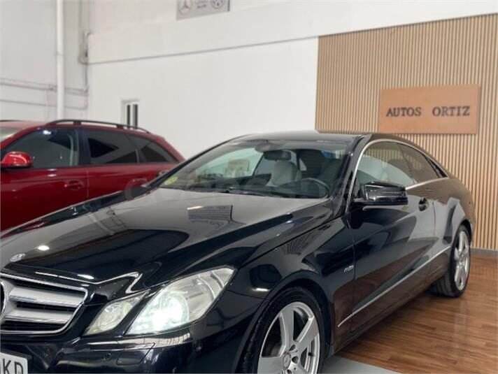MERCEDES-BENZ Clase E Coupe E 250 CDI Blue Efficiency Avantg.