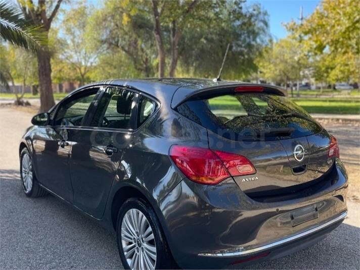 OPEL Astra 1.6 CDTi 110 CV Excellence