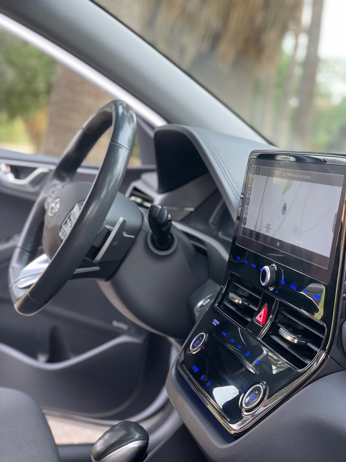 HYUNDAI IONIQ IONIQ HYBRID